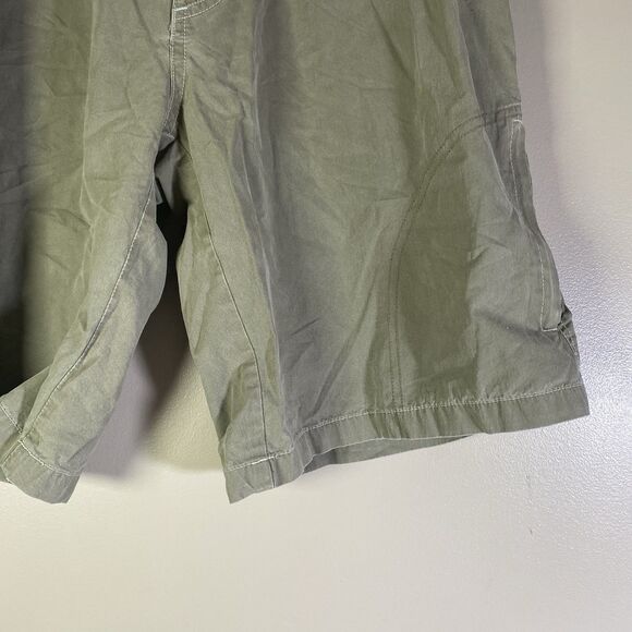 Kuhl Shorts Men 36 Green Cargo  Hiking Utility Outdoor Vintage Patina Dye - Picture 4 of 16